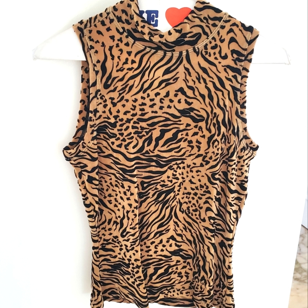 Love Amour animal print sleeveless top